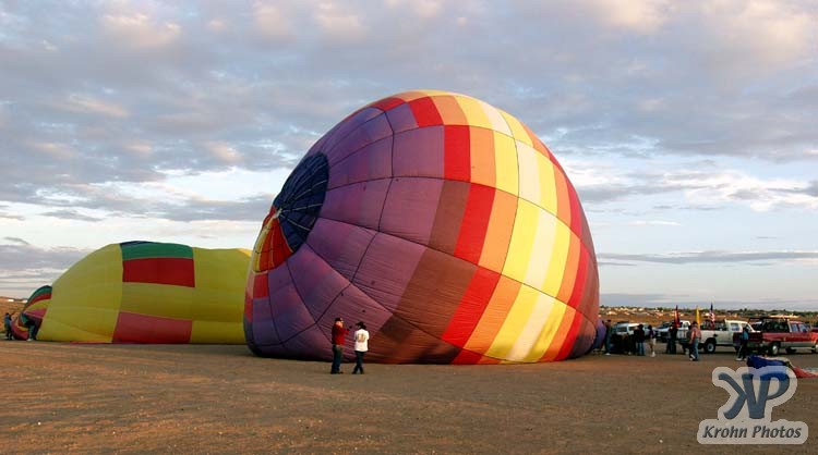 cd130-d03.jpg - Hot air balloons