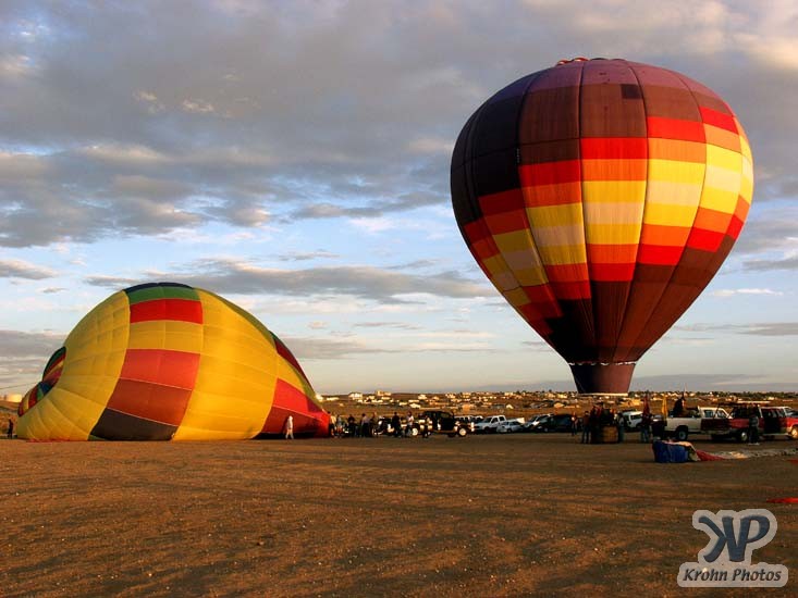 cd130-d06.jpg - Hot air balloons