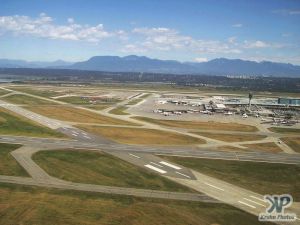 cd01-d17.jpg - Vancouver Airport