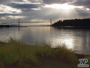 cd70-d05.jpg - Lions Gate bridge