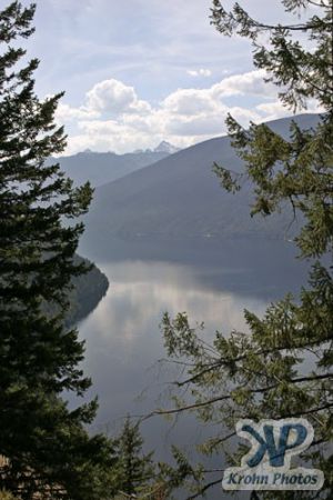 cd170-d09.jpg - Slocan Lake