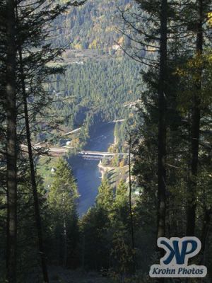 cd173-d06.jpg - Bridge over Slocan River