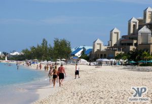 cd124-d10.jpg - Grand Cayman 