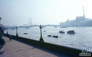 cd20-s12.jpg - River Thames