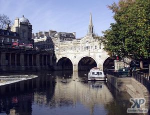 cd23-d07.jpg - Bath