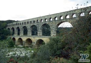 cd27-s23.jpg - Pont du Gard