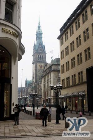 cd90-d02.jpg - Hamburg City Street