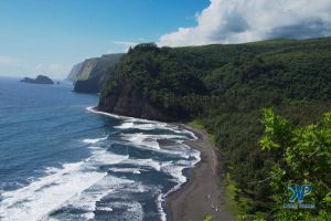 A7-DSC0095.jpg - Pololu Beach