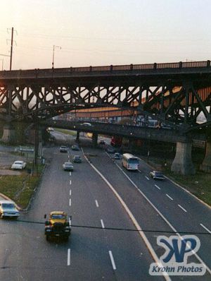 cd133-s09.jpg - 1960s Trucks and Cars