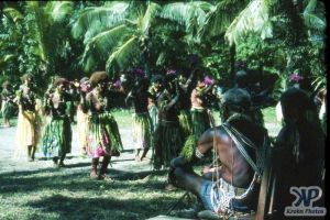 cd46-s10.jpg - Women Dancers