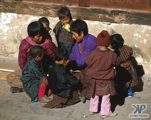 cd1015-s12.jpg - Children